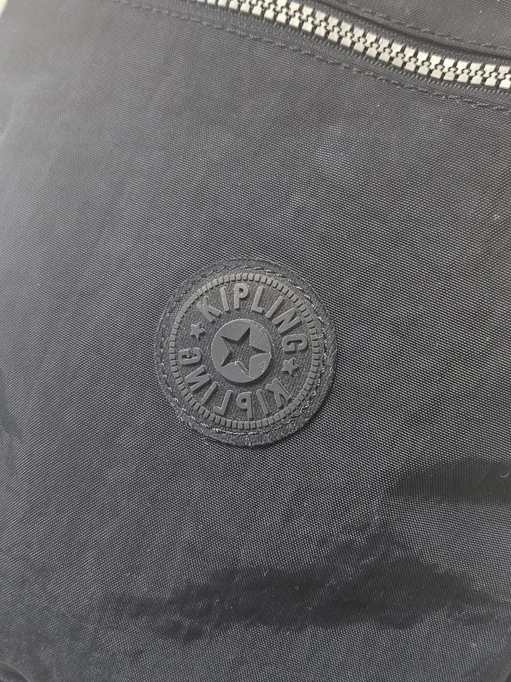 Kipling compact black